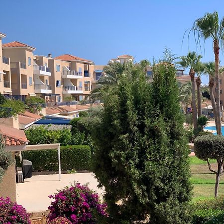 King'S Palace - Spacious 2 Bed, 2 Bath With Sea And Pool Views Lägenhet Paphos Exteriör bild