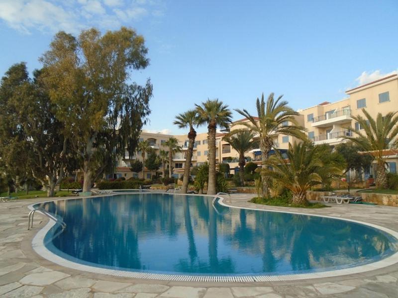 King'S Palace - Spacious 2 Bed, 2 Bath With Sea And Pool Views Lägenhet Paphos Exteriör bild