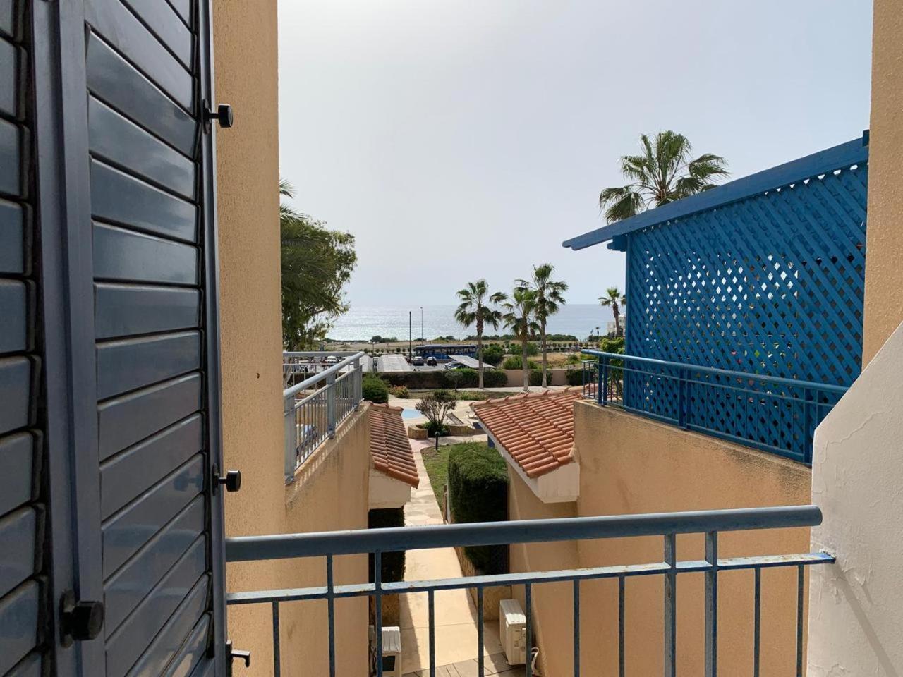 King'S Palace - Spacious 2 Bed, 2 Bath With Sea And Pool Views Lägenhet Paphos Exteriör bild